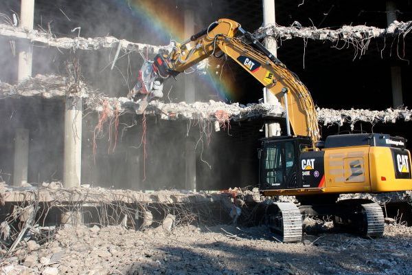 Демонтаж зданий в Киеве
