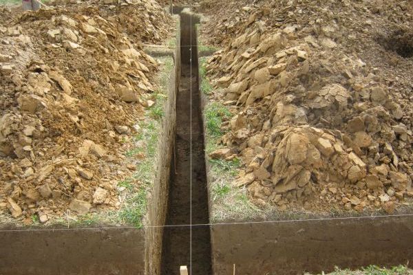 Земляные работы вручную Киев